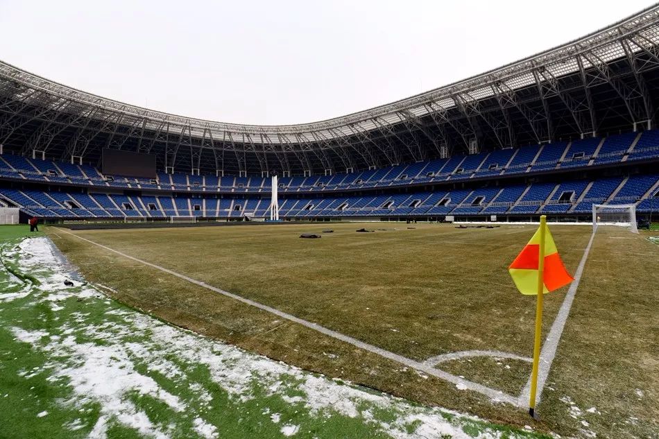 包含今夜亚冠焦点战，多特蒙德更衣室发声，话题不断，更衣室氛围转暖的词条